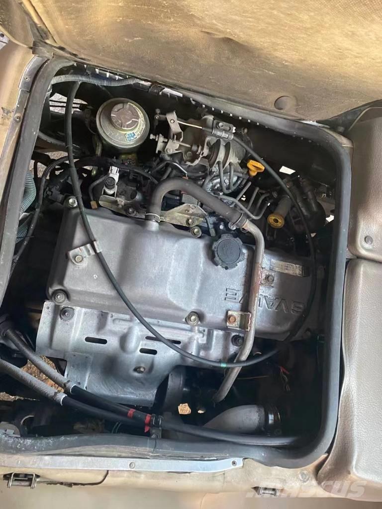 Toyota Coaster Bus 迷你巴士