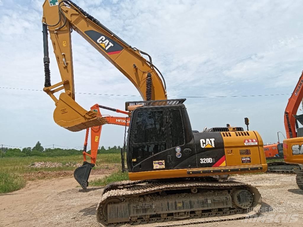 CAT 320D2 中型挖土機/掘鑿機/挖掘機 7t-12t