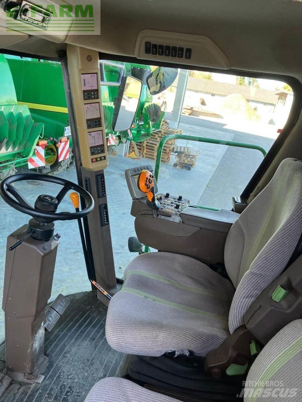 John Deere t560hm 聯合收穫機