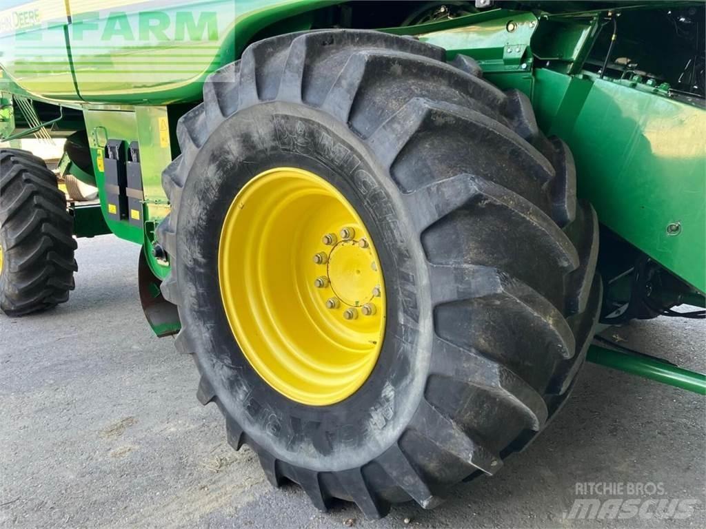 John Deere t560hm 聯合收穫機
