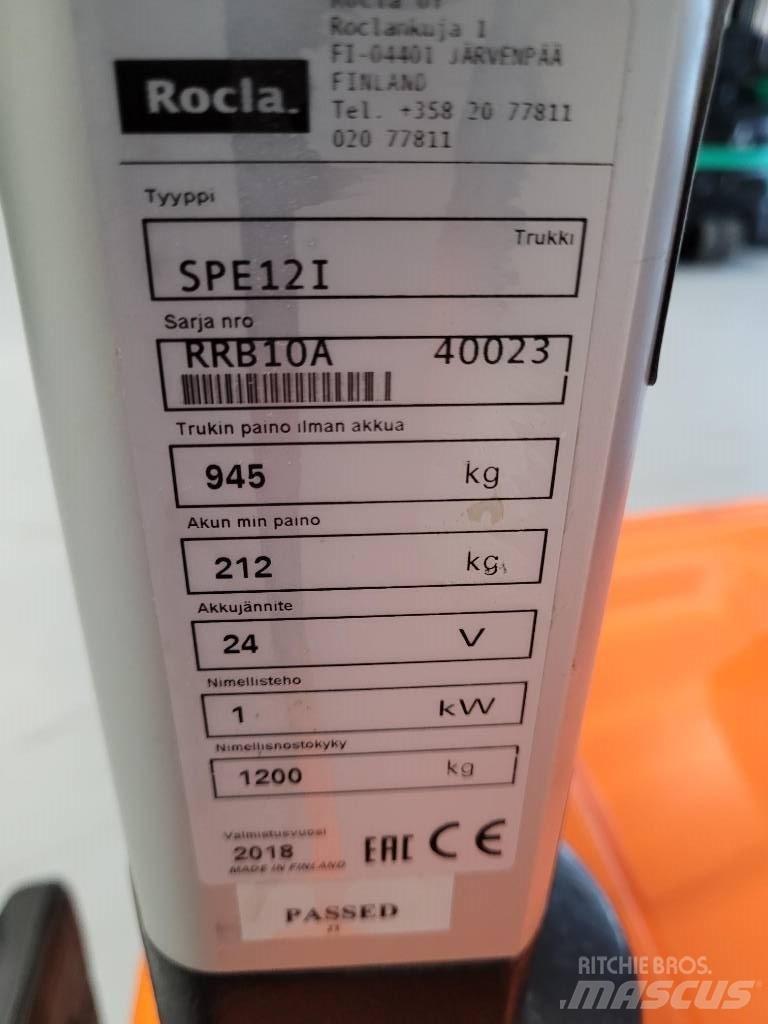 Rocla SPE12i 自走式堆積機