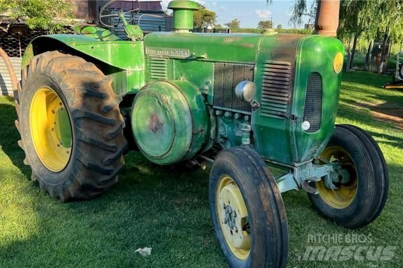 John Deere Lance 曳引機