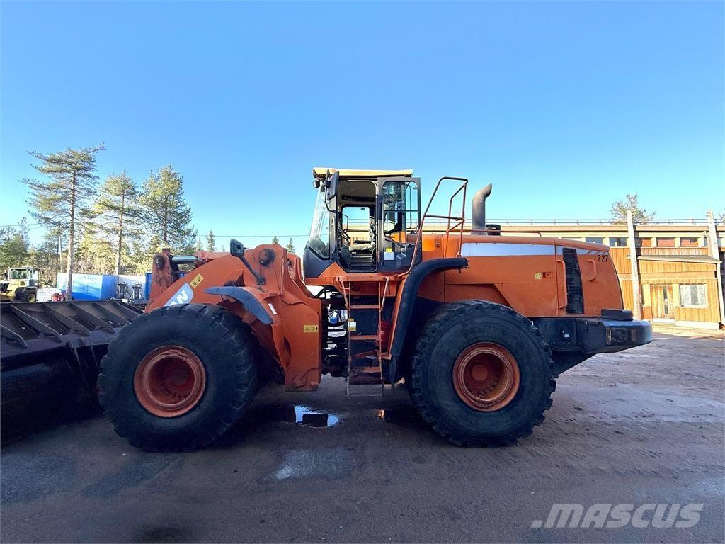 Doosan DL 550-3 輪胎式裝載機