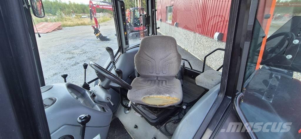 Valtra A 75 曳引機