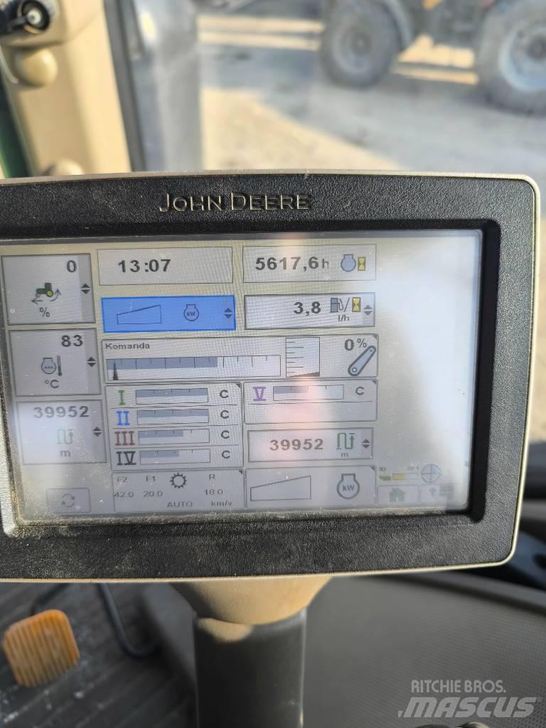 John Deere 8360 RT 曳引機