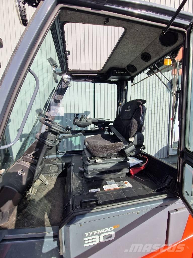 Toyota 8 FBMKT 30 電動堆高機