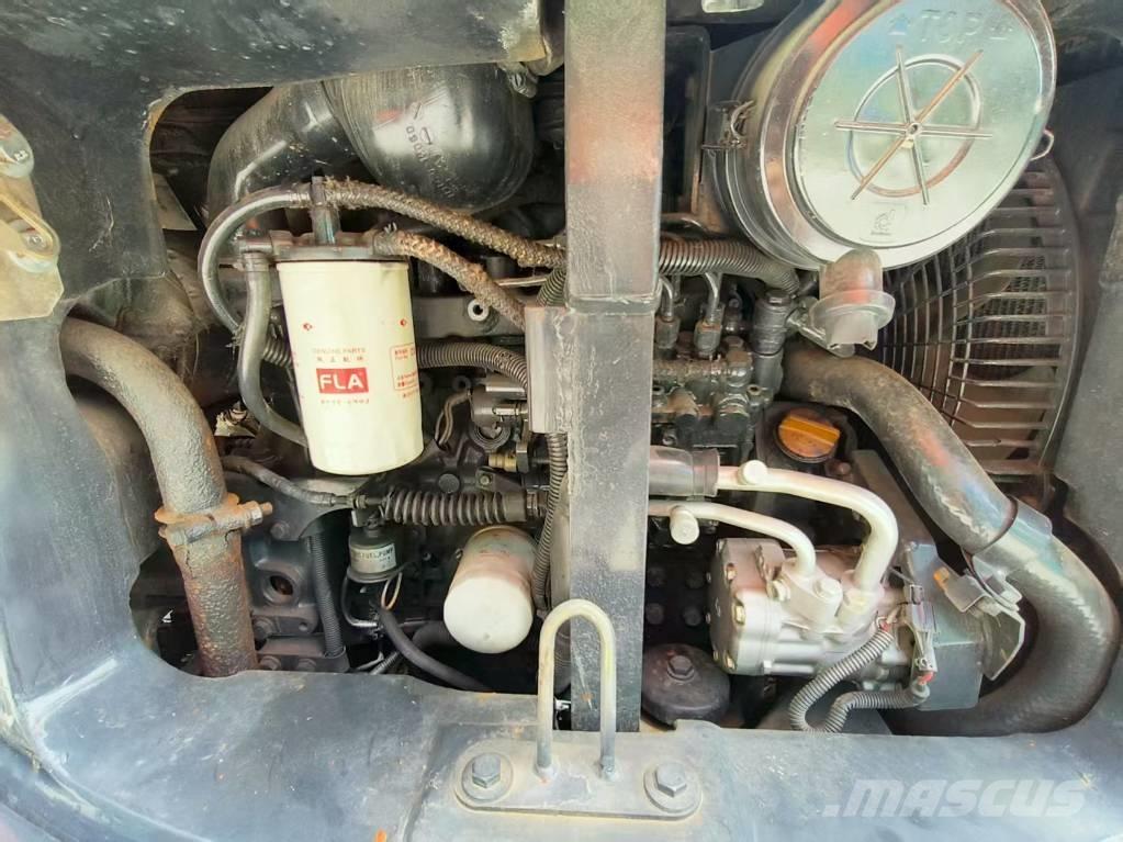 Hitachi ZX 50 小型挖土機/掘鑿機<7t(小型挖掘機)