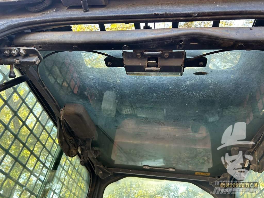 Kubota SVL 75-2 滑移轉向裝載機