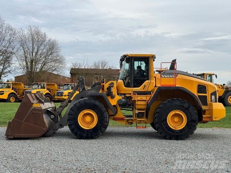 Volvo L 220 H 輪胎式裝載機
