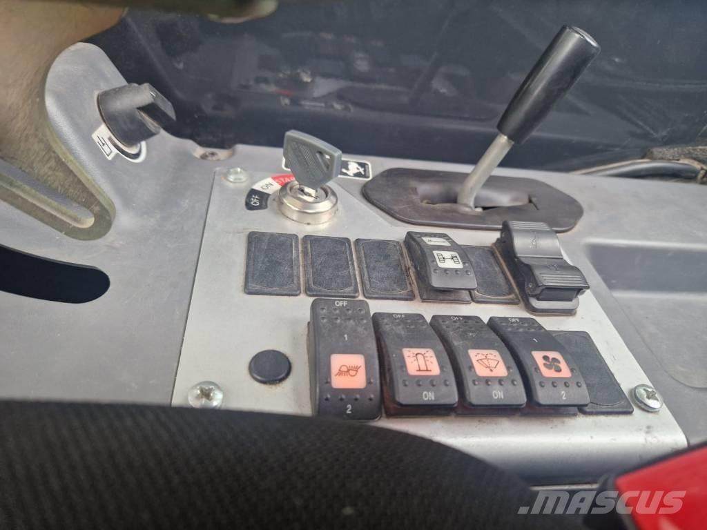 Yanmar SV 17 VT 小型挖土機/掘鑿機<7t(小型挖掘機)