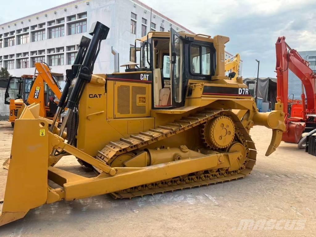 CAT D 7 R 履帶推土機