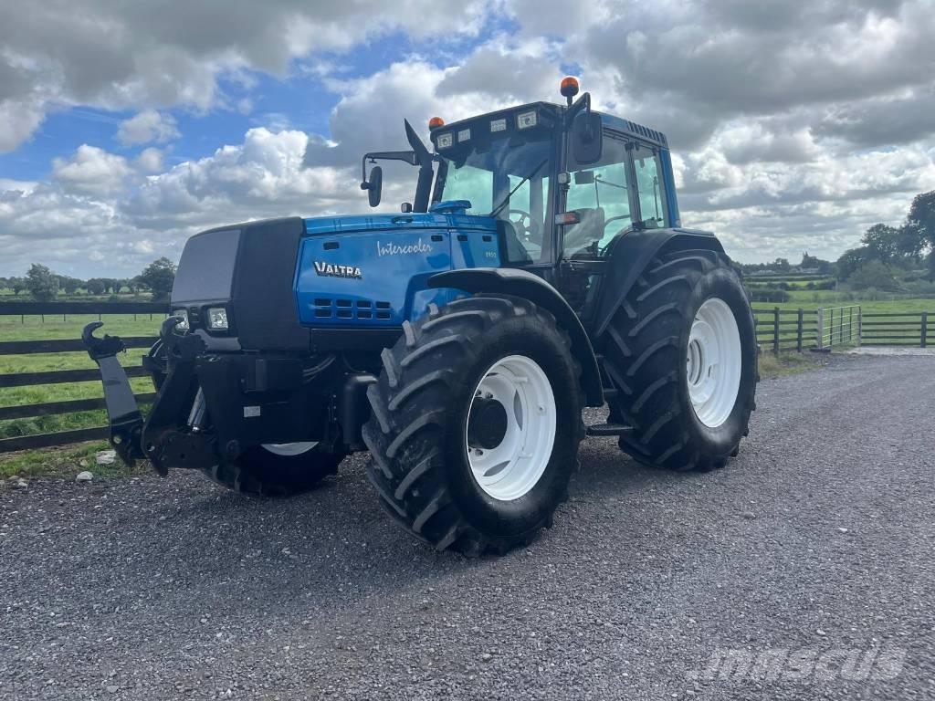 Valtra 8950 HiTech 4 曳引機
