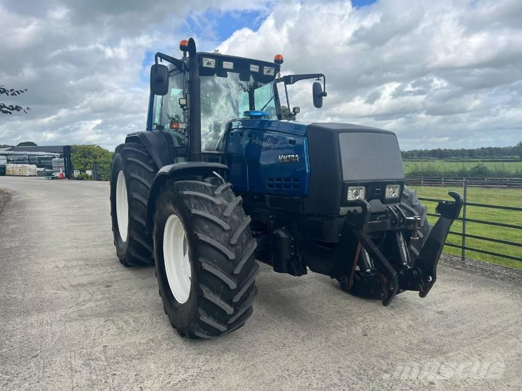 Valtra 8950 HiTech 4 曳引機