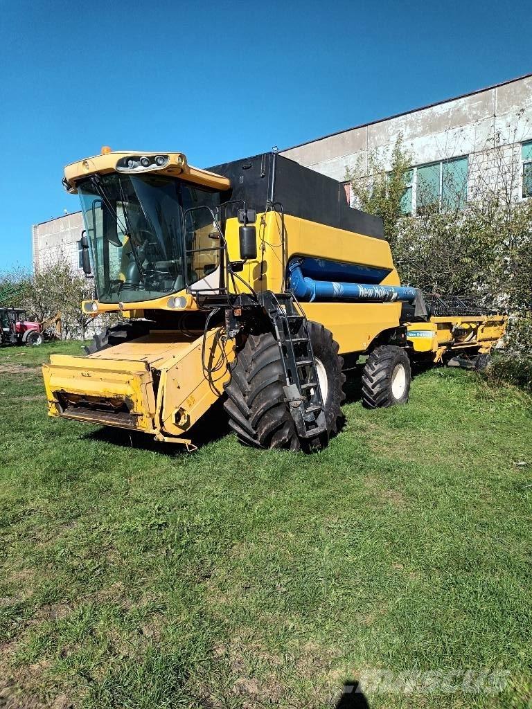 New Holland CS 6080 聯合收穫機