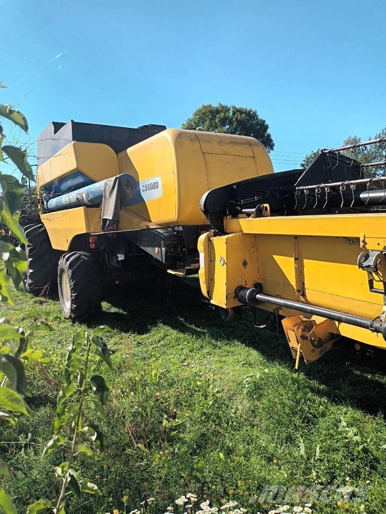 New Holland CS 6080 聯合收穫機