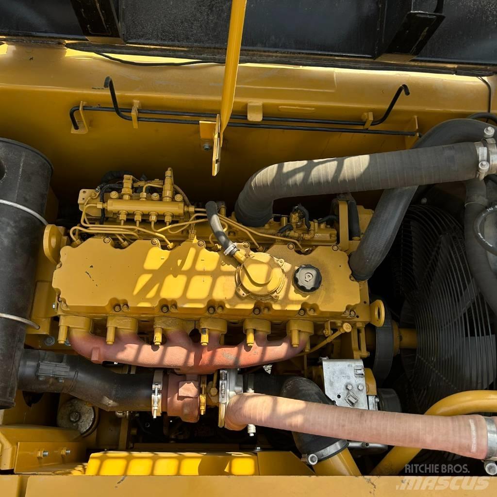 CAT 320 D 履帶式 挖土機/掘鑿機/挖掘機