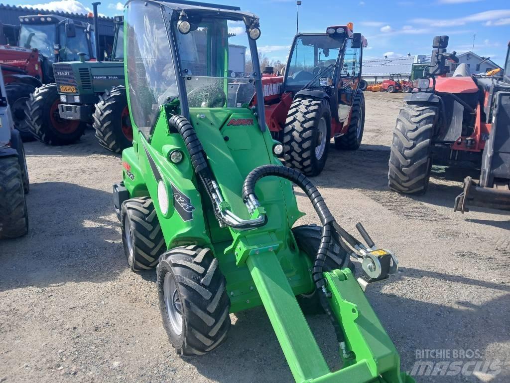 Avant 423 多功能裝載機