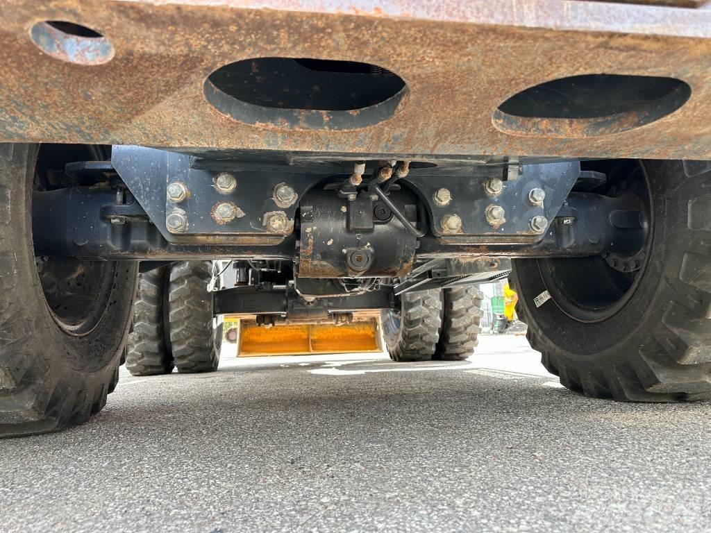 Komatsu PW160-11 旋轉式挖土機/掘鑿機/挖掘機