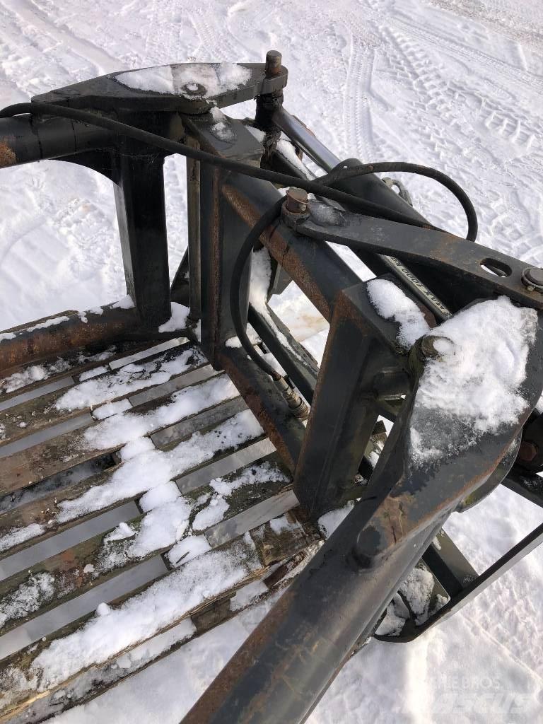 Ålö Flexigrip 160 草捆撕碎機、切割機、拆袋機