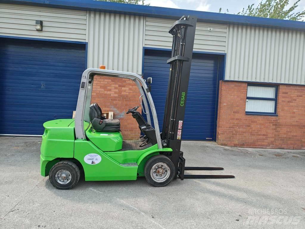 Cesab M 325 柴油卡車