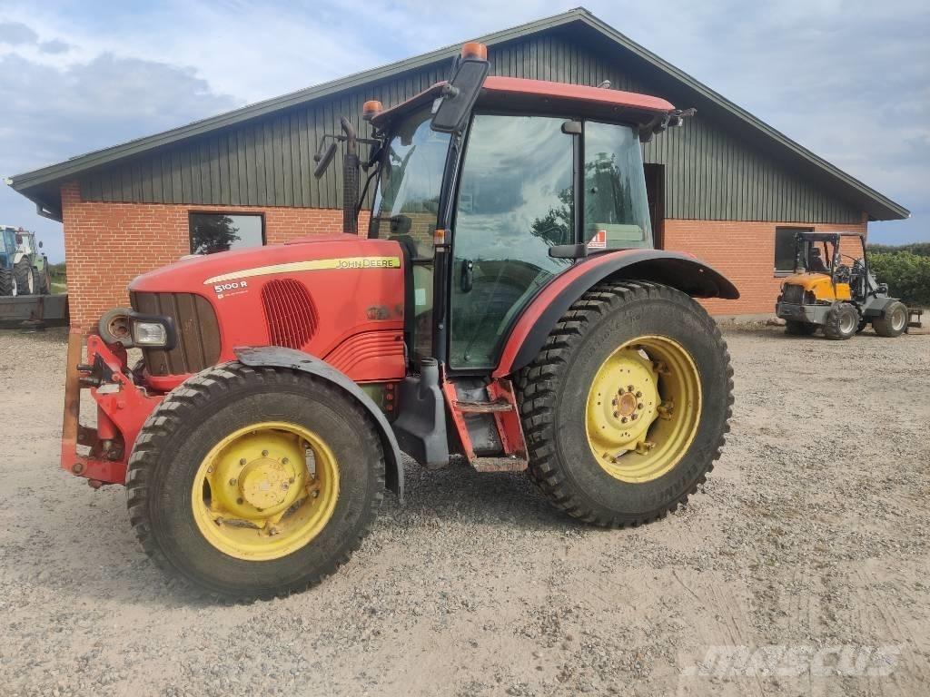 John Deere 5100 R 曳引機
