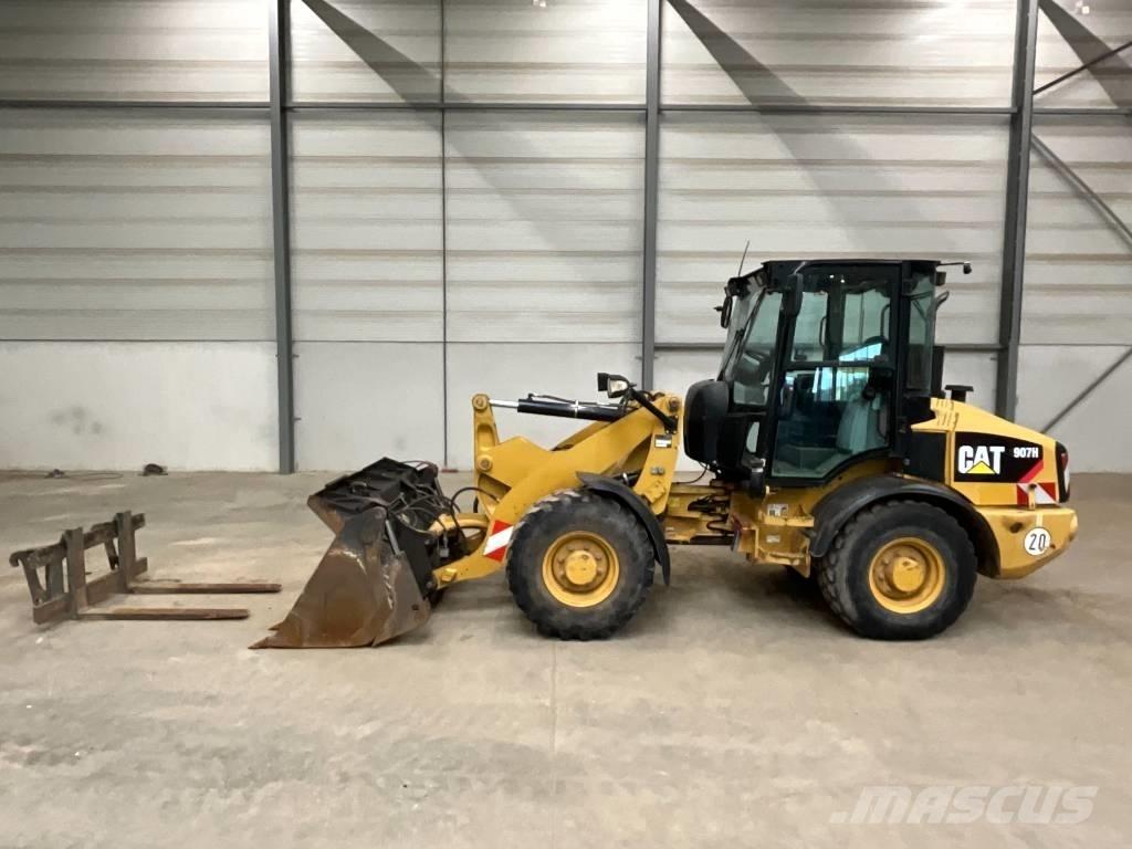 CAT 907 H 2 輪胎式裝載機