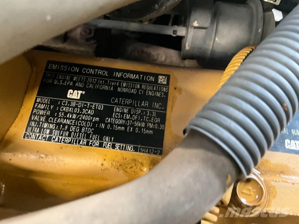 CAT 907 H 2 輪胎式裝載機