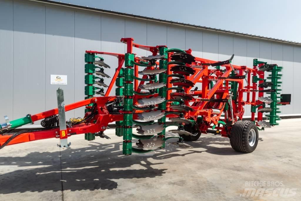 Agro-Masz Grizzly X4 中耕管理機