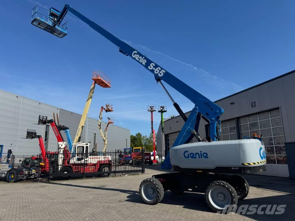 Genie S 65 伸縮臂高空作業車