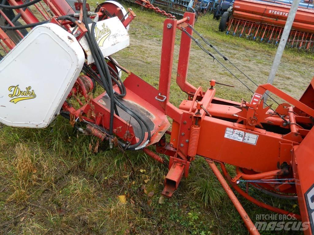 Deutz-Fahr HD300 方形打捆機