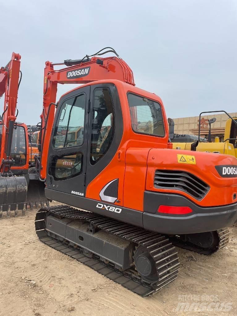 Doosan DX80 中型挖土機/掘鑿機/挖掘機 7t-12t