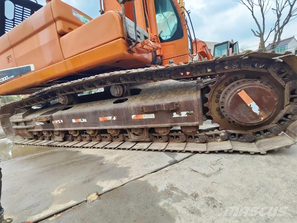 Doosan DX 300 LC 履帶式 挖土機/掘鑿機/挖掘機