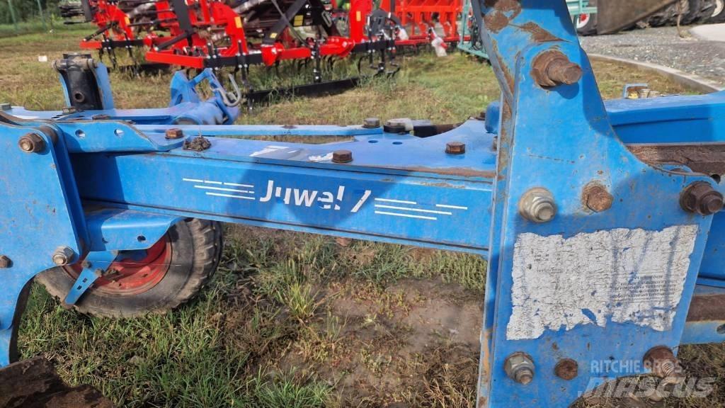 Lemken Juwel 7 M V T 雙向犁