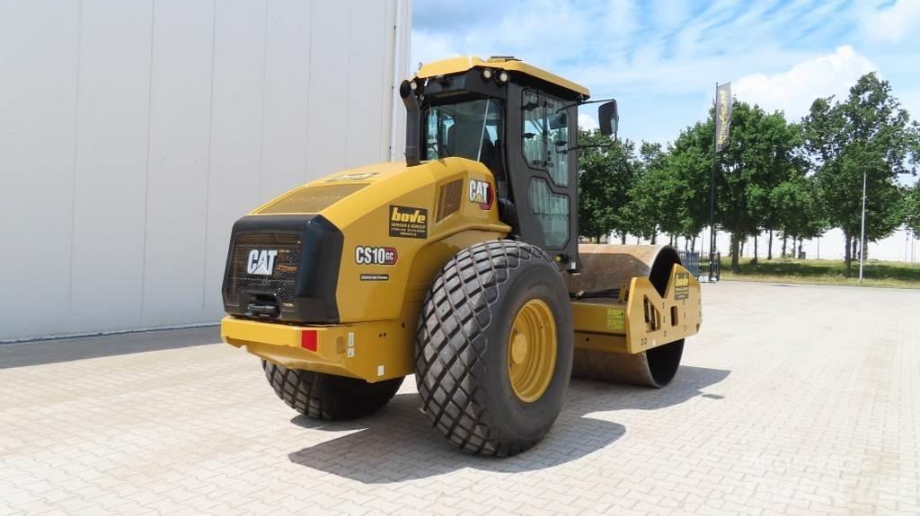 CAT CS10GC 單輪滾壓機