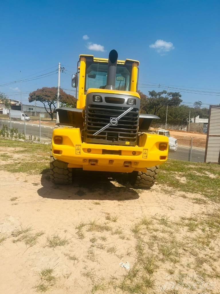 Volvo L 90 F 輪胎式裝載機