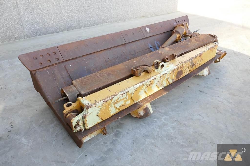 CAT D7G Blade 鏟刀