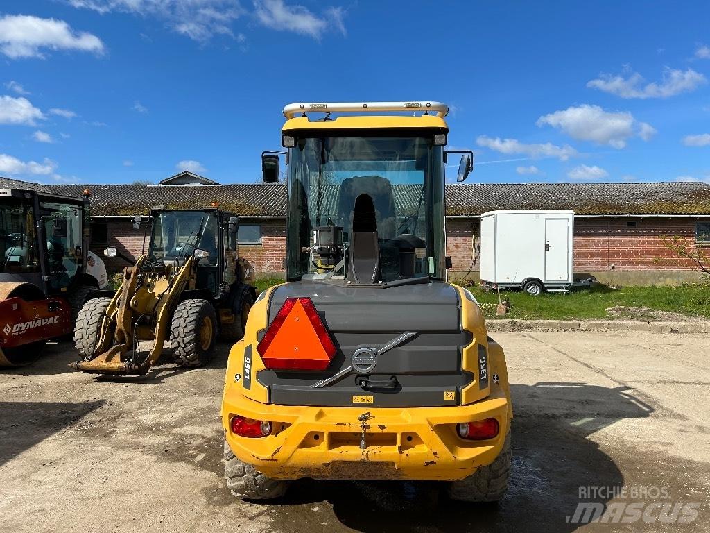 Volvo L 35 G 輪胎式裝載機
