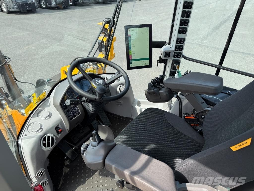 Volvo L 90 H LockUp 輪胎式裝載機