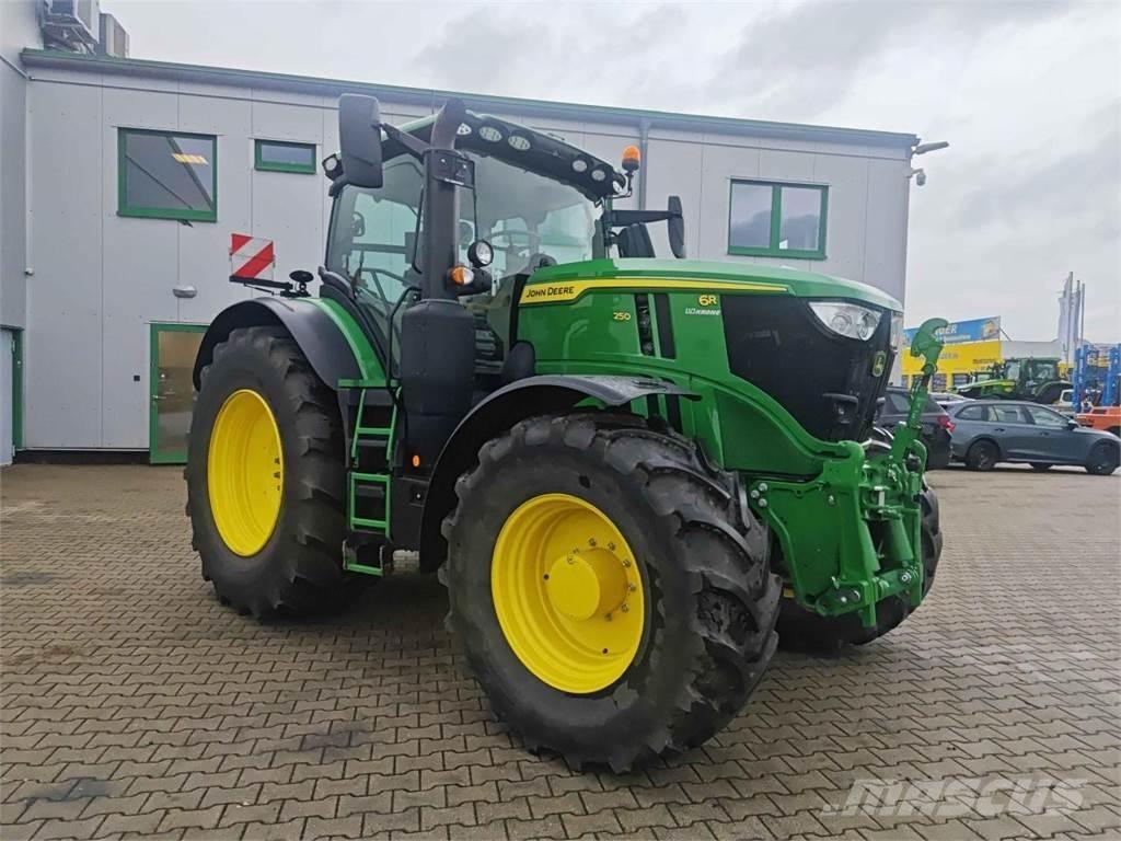 John Deere 6R 250 曳引機