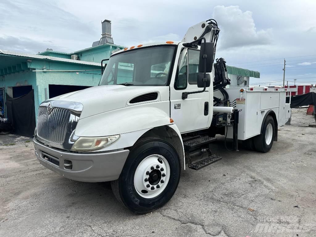 International 4300 其他貨車