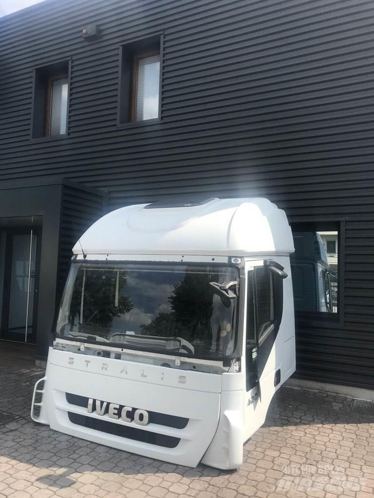 Iveco Stralis AT 駕駛室與內部