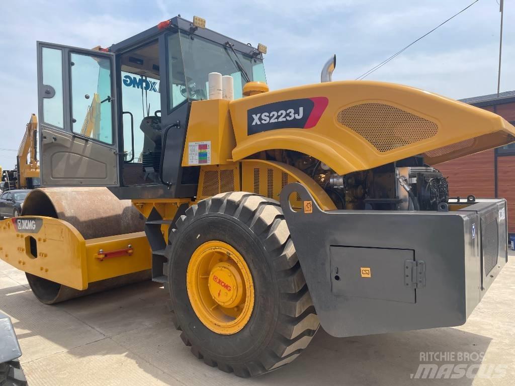 XCMG XS 223 J 單輪滾壓機