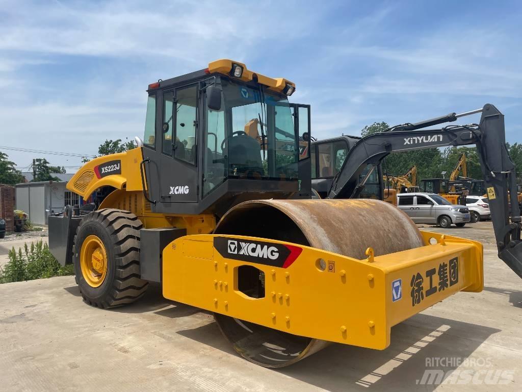XCMG XS 223 J 單輪滾壓機