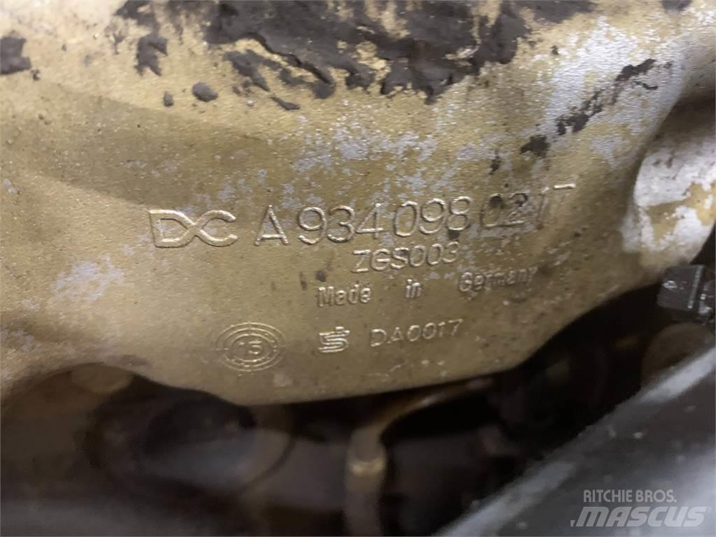 Mercedes-Benz 934 引擎/發動機