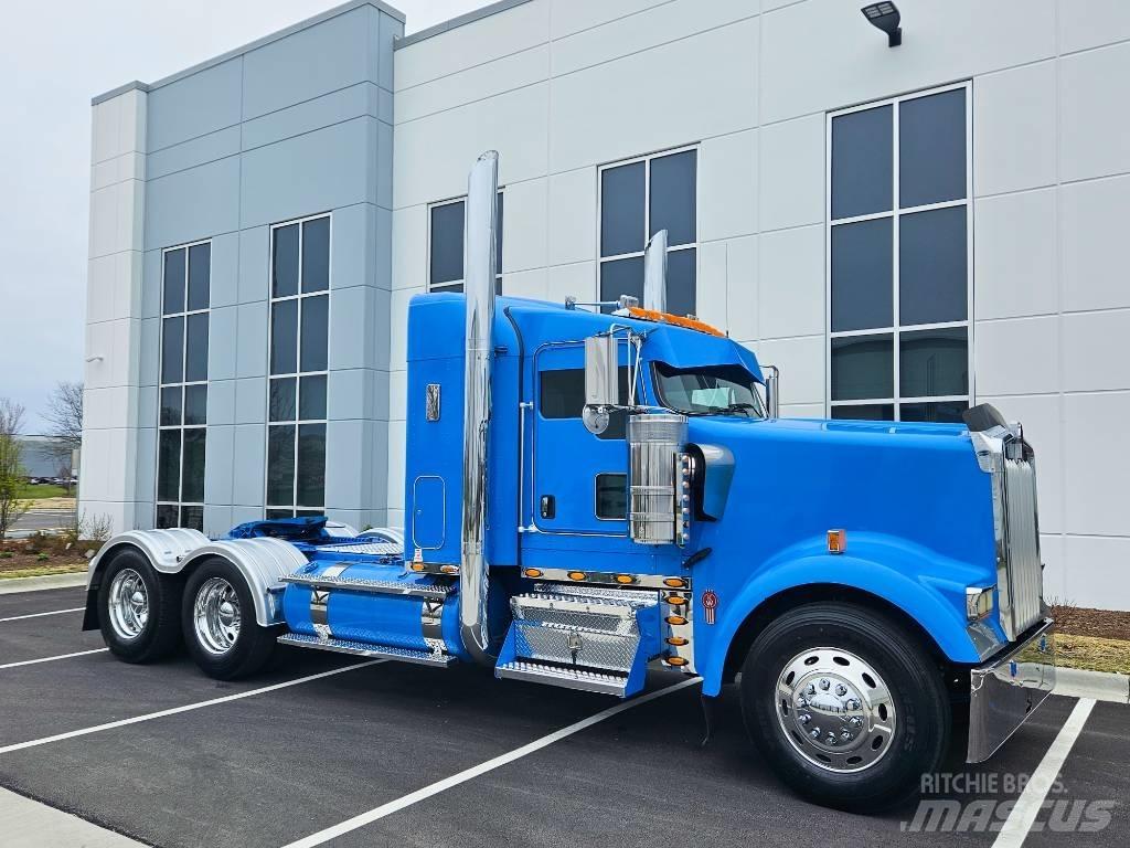 Kenworth W 900 曳引機組件