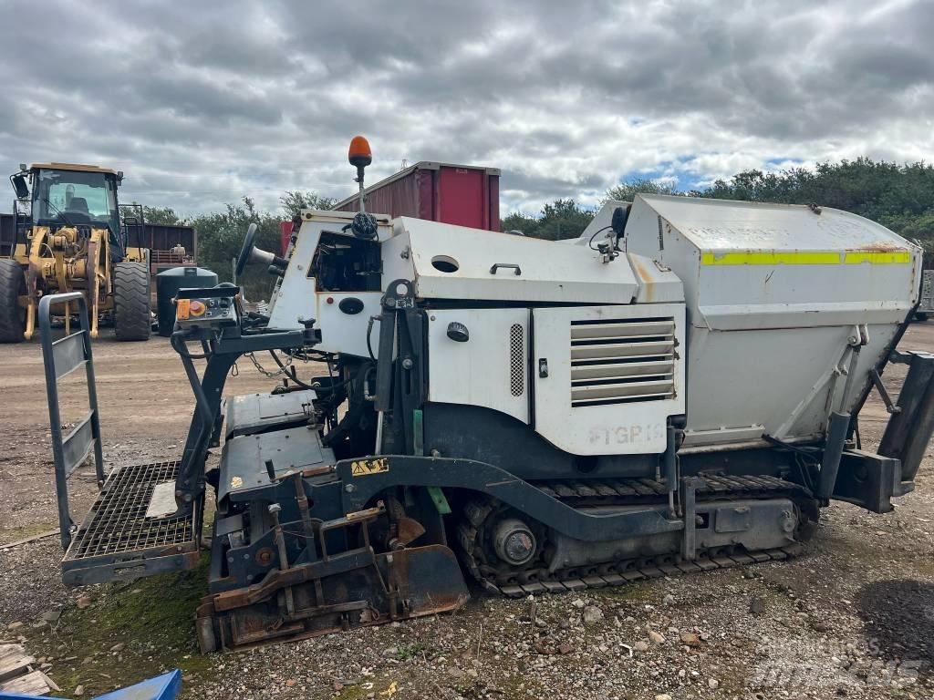 Bomag BF 223 C 瀝青攤舖機/鋪路機