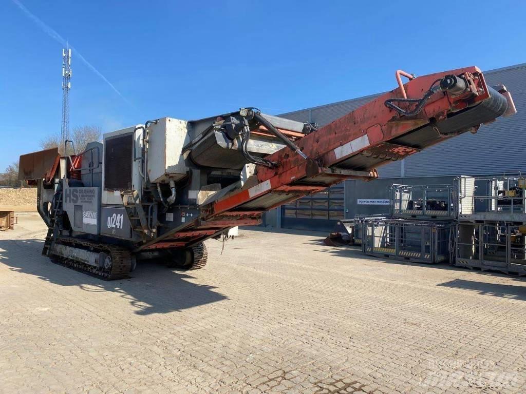 Sandvik QJ 241 移動式壓碎機