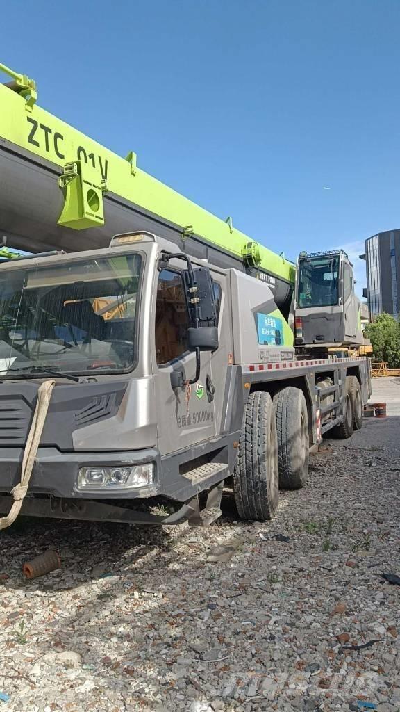 Zoomlion ZTC800 全路面起重機/吊車