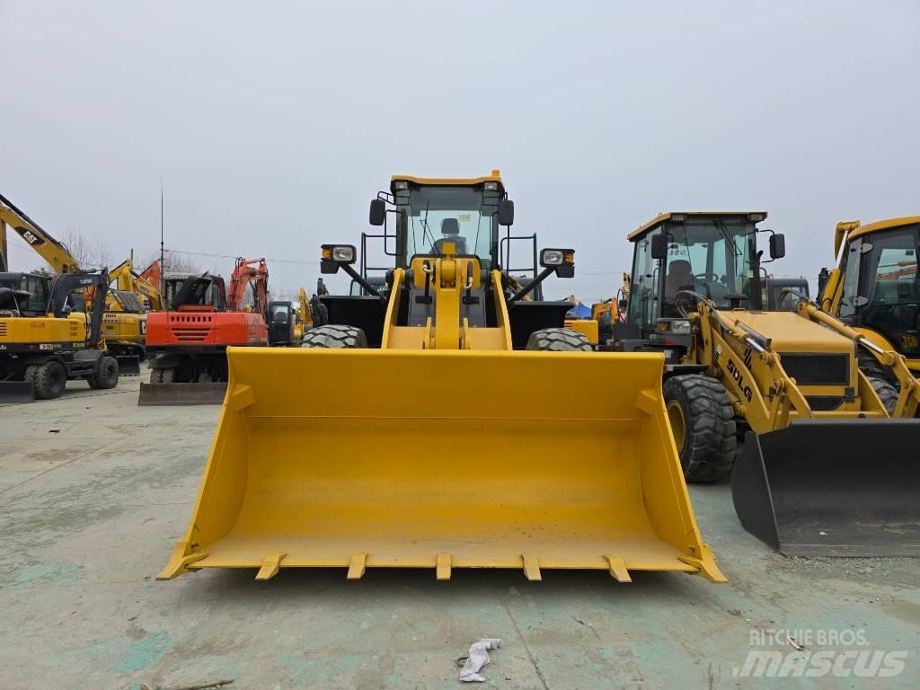 SDLG LG 956 F 輪胎式裝載機