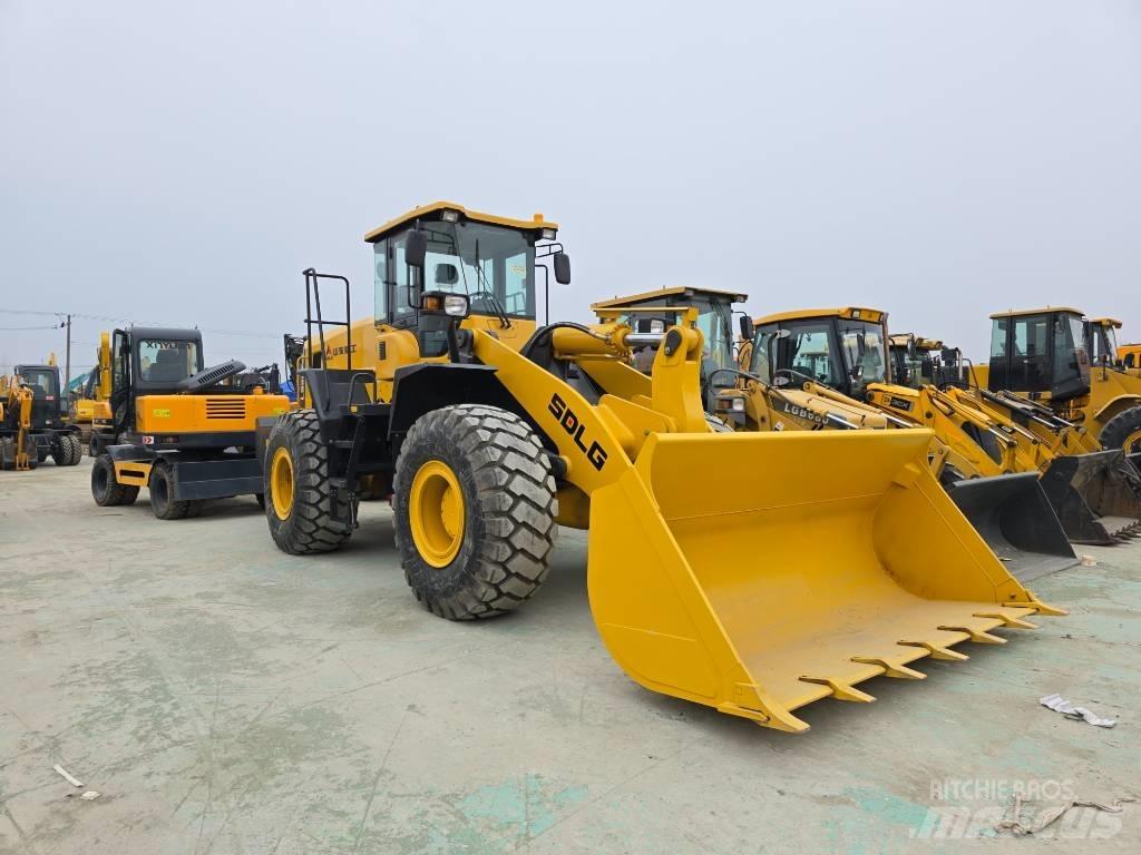 SDLG LG 956 F 輪胎式裝載機